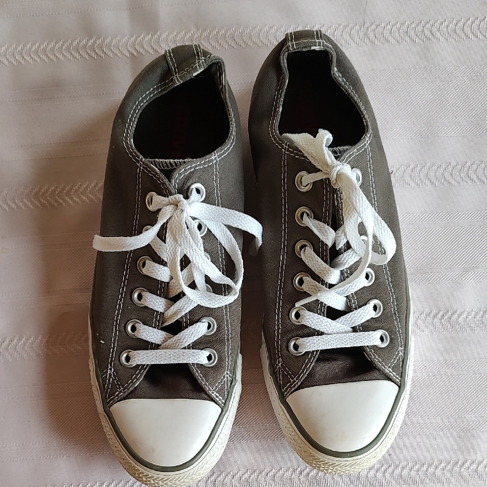 Converse Gray Canvas Women's Sneakers with White Accents